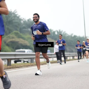 Runner Photo 7392408