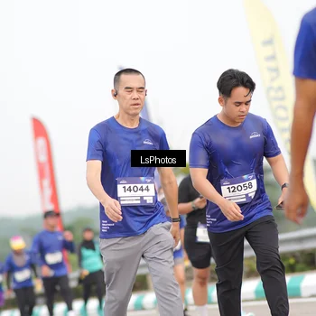 Runner Photo 7392414