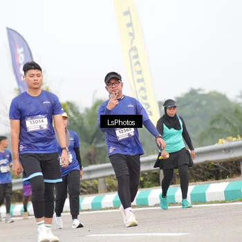 Runner Photo 7392417