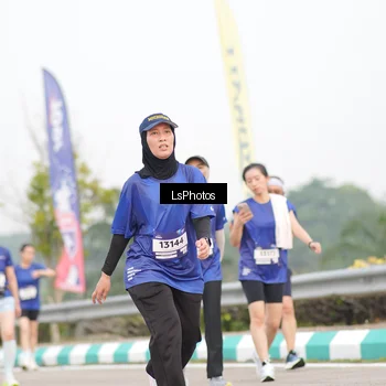 Runner Photo 7392436
