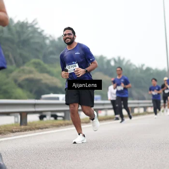 Runner Photo 7392440