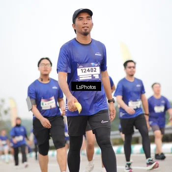 Runner Photo 7392442