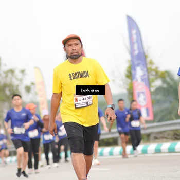 Runner Photo 7392470