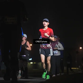 Runner Photo 7392473