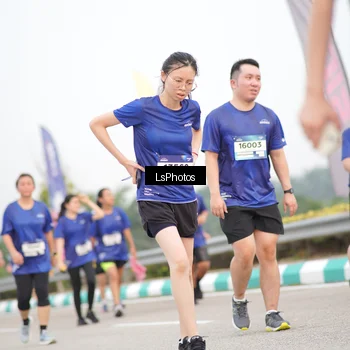 Runner Photo 7392504