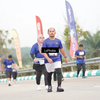Runner Photo 7392559