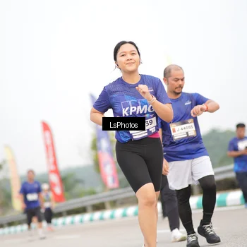 Runner Photo 7392564