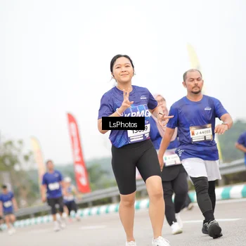 Runner Photo 7392572