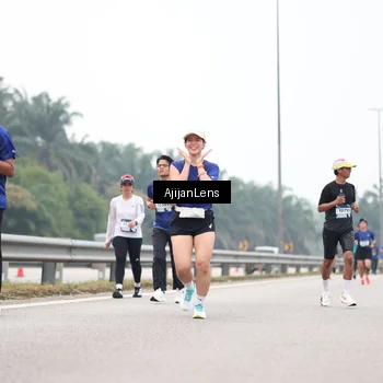Runner Photo 7392603