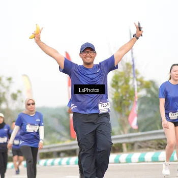 Runner Photo 7392623