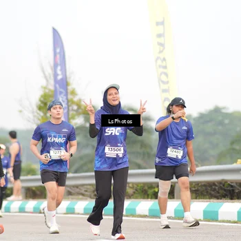 Runner Photo 7392655