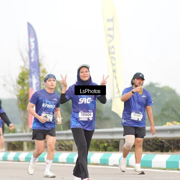 Runner Photo 7392657