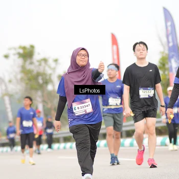 Runner Photo 7392662