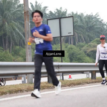 Runner Photo 7392666