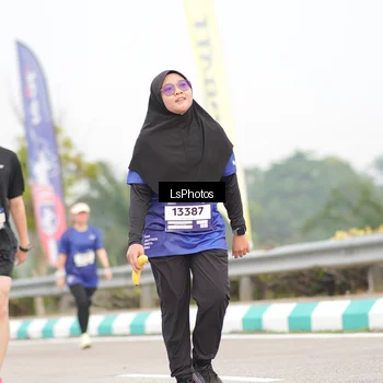 Runner Photo 7392671