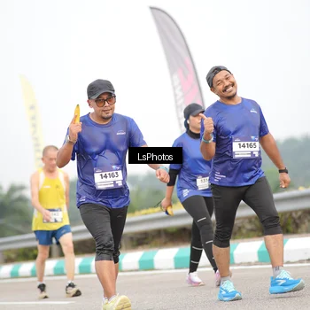 Runner Photo 7392675