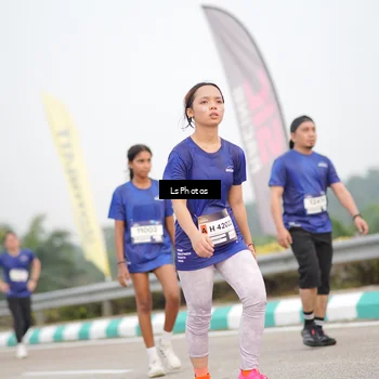 Runner Photo 7392705