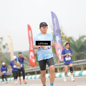 Runner Photo 7392717