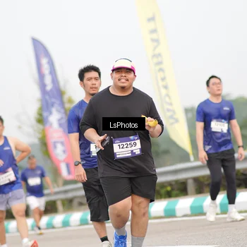 Runner Photo 7392721