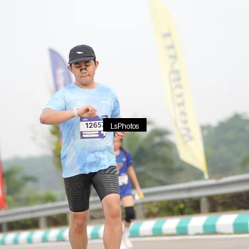 Runner Photo 7392726