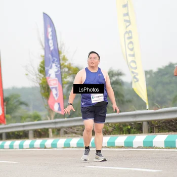 Runner Photo 7392744
