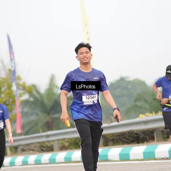 Runner Photo 7392753