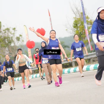 Runner Photo 7392775