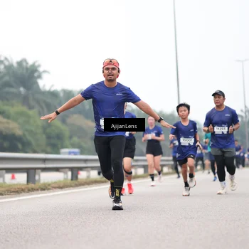 Runner Photo 7392782