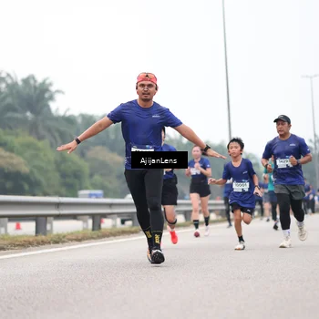 Runner Photo 7392783