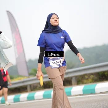 Runner Photo 7392811