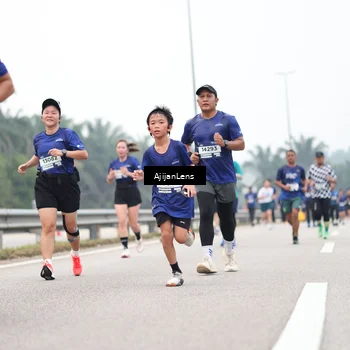 Runner Photo 7392838