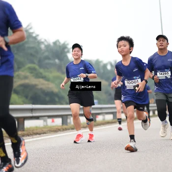 Runner Photo 7392845