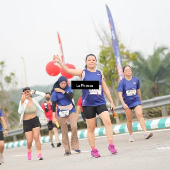 Runner Photo 7392870