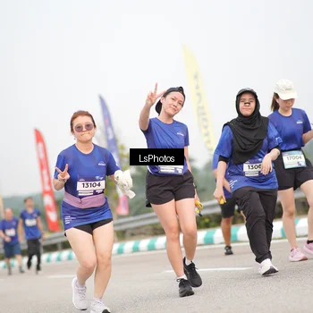 Runner Photo 7392890