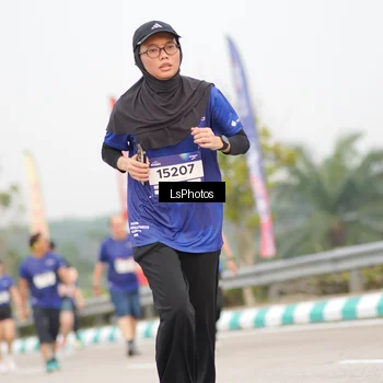 Runner Photo 7392908