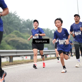 Runner Photo 7392913