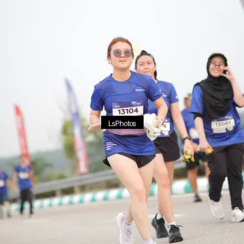 Runner Photo 7392918