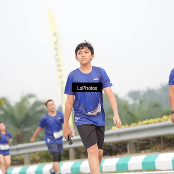 Runner Photo 7392955