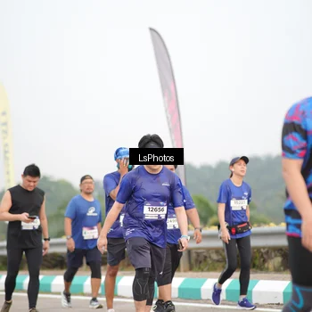 Runner Photo 7393006