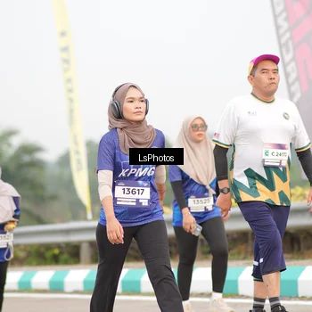 Runner Photo 7393021