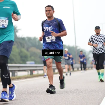 Runner Photo 7393025