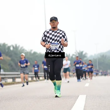 Runner Photo 7393041