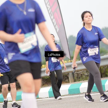 Runner Photo 7393062
