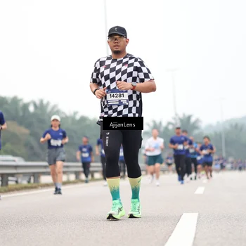 Runner Photo 7393074