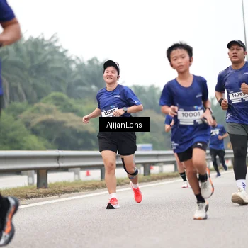 Runner Photo 7393077