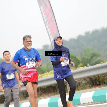 Runner Photo 7393087