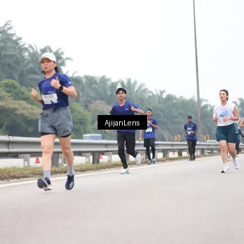 Runner Photo 7393097