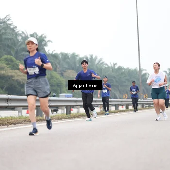 Runner Photo 7393101