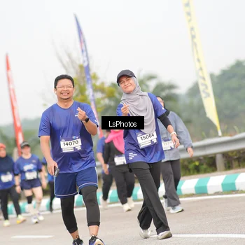 Runner Photo 7393103