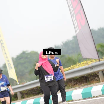 Runner Photo 7393109